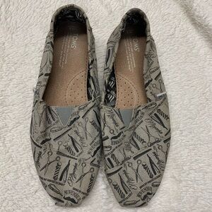 Toms gray barber print flats